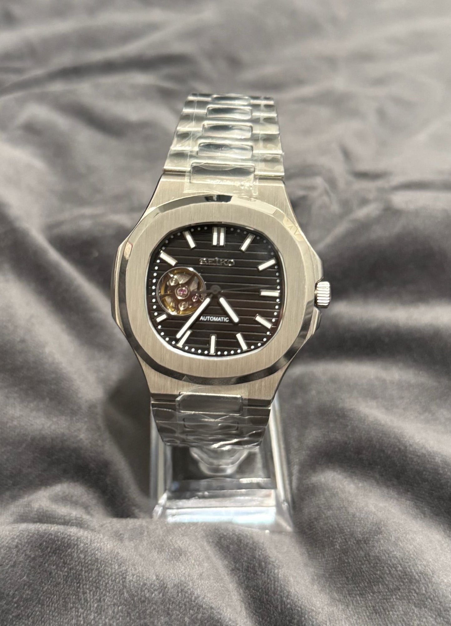 Seiko Mod Nautilus Black