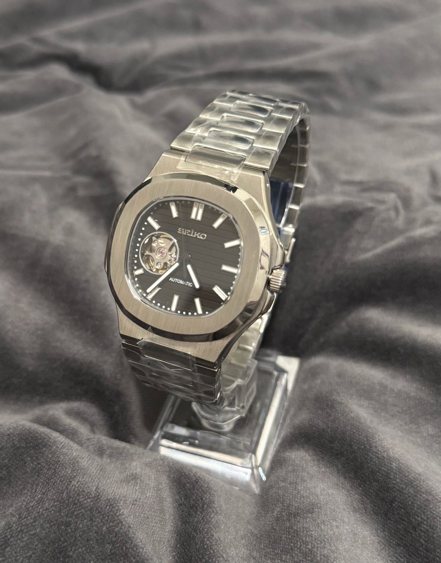 Seiko Mod Nautilus Black